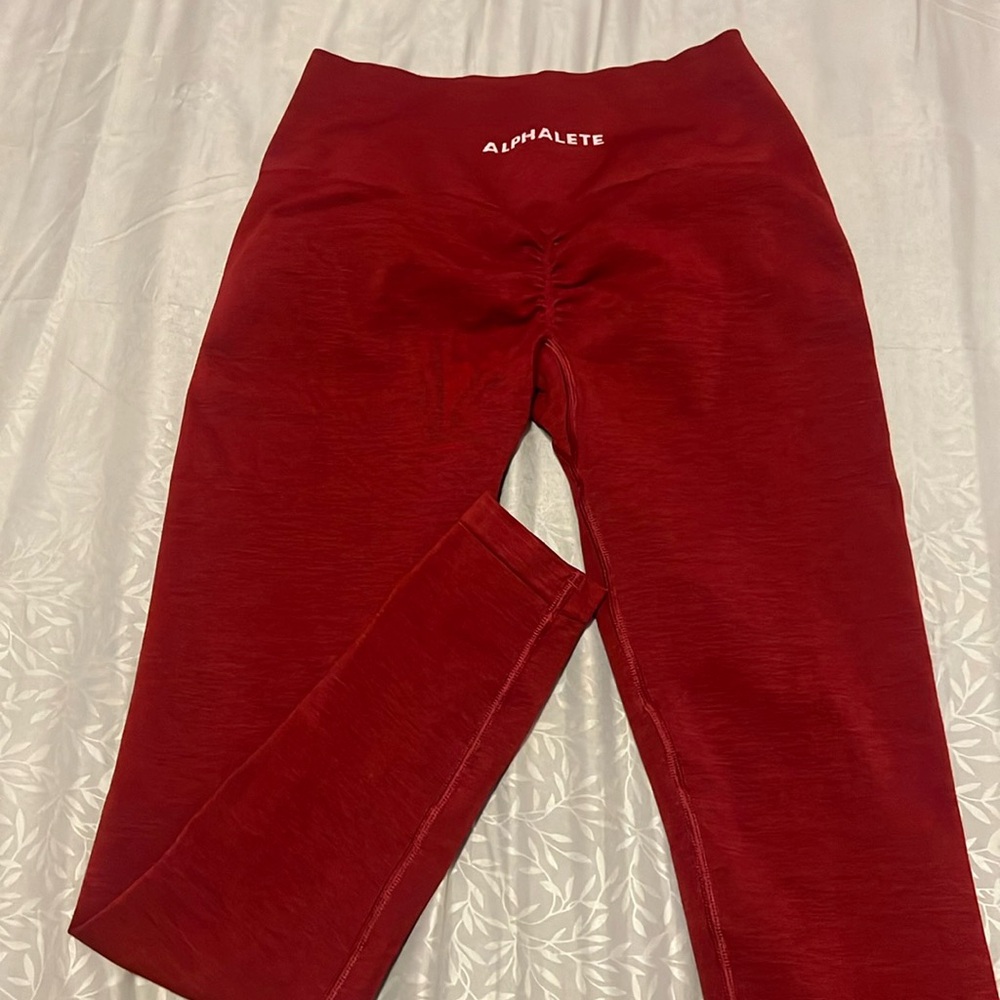 Maroon workout leggings